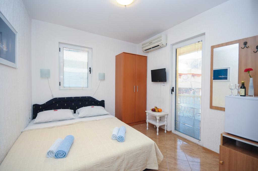 Budva Inn Guest House Rom bilde