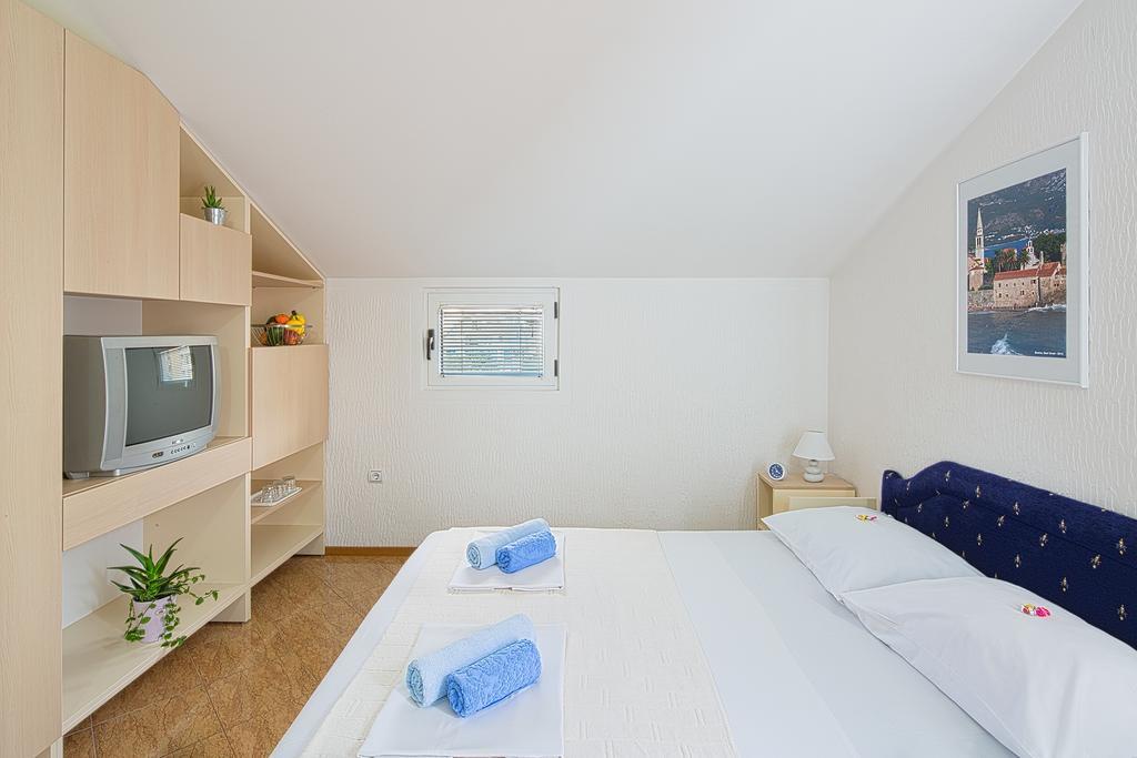 Budva Inn Guest House Eksteriør bilde